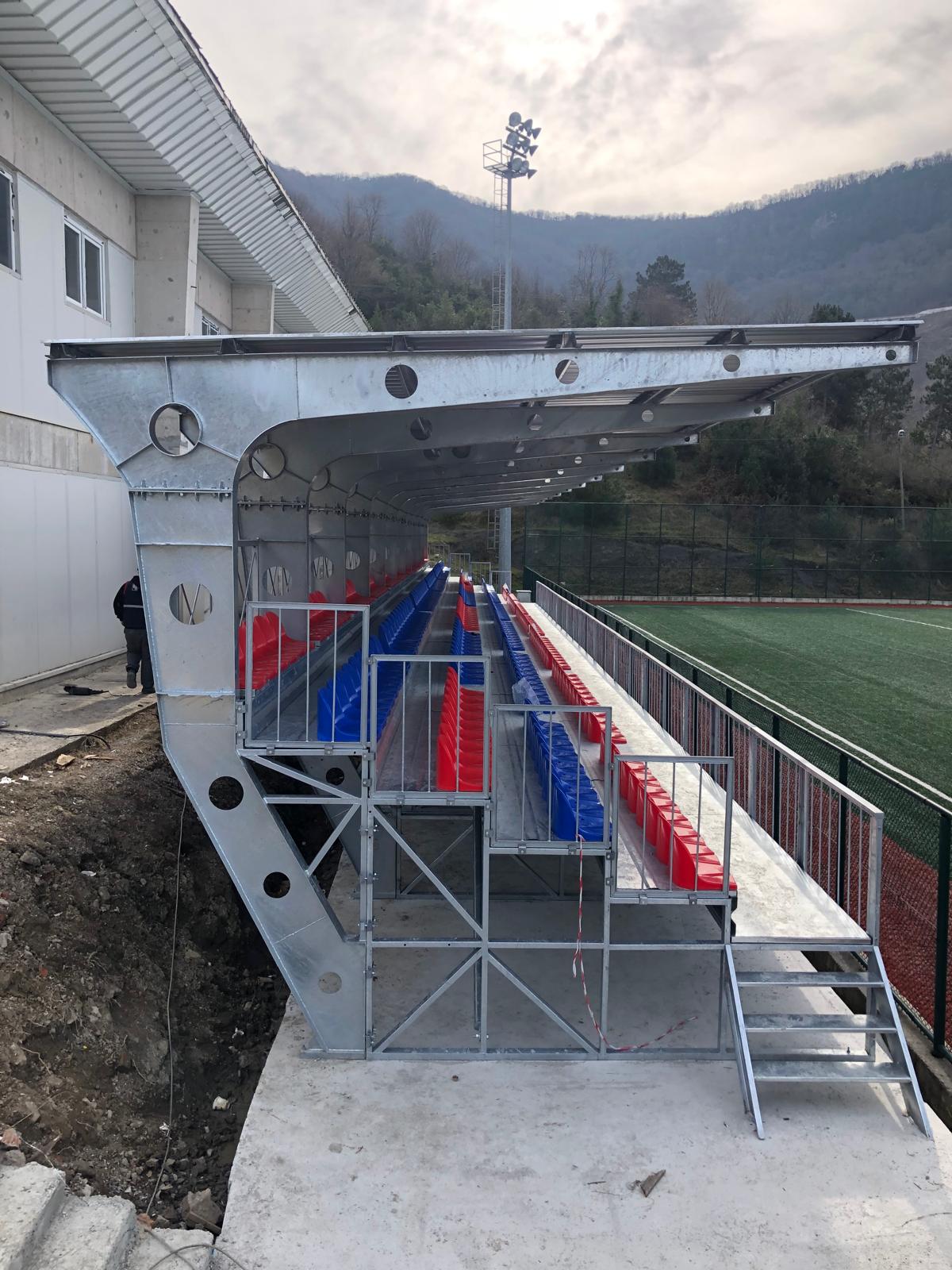 Beş Sıralı Çelik Seyirci Tribünü