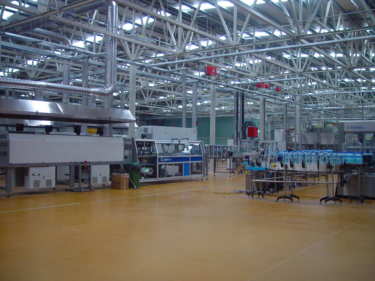 Fabrika Binaları